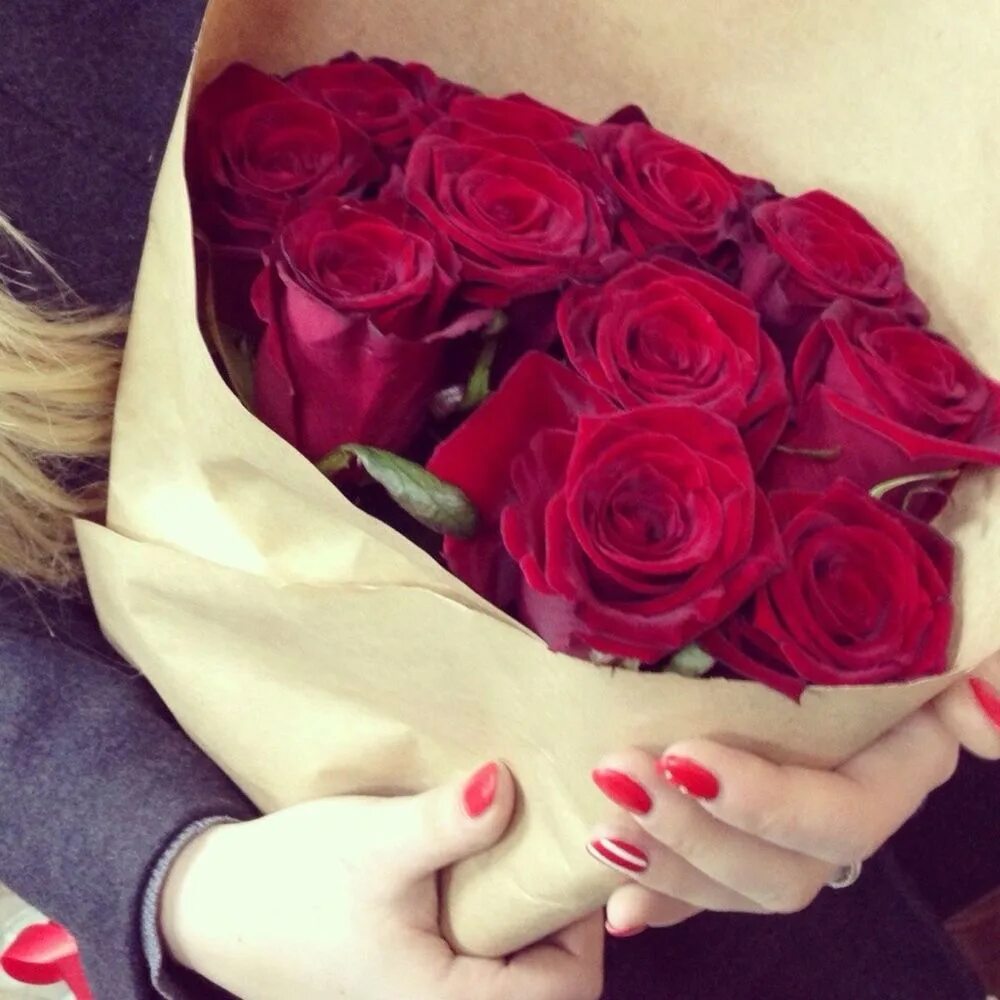 25 Красных роз 60см, Flowers & Gifts Saint Petersburg, buy at a price of 6400 RU