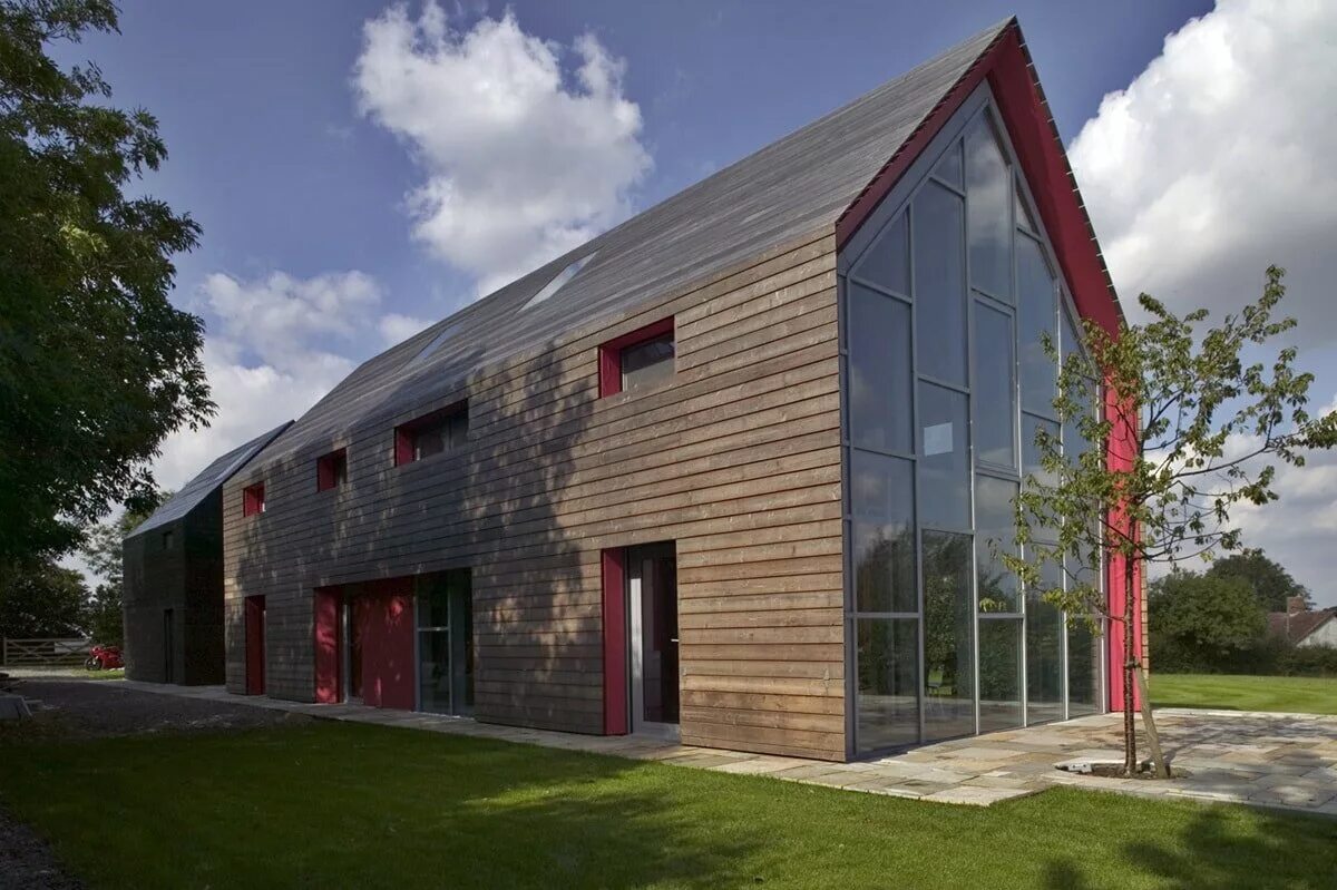 Дом без работ. Барн хаусы barn house. дом в стиле амбара barn house. современная архитектура барнхаус. лстк barn house.