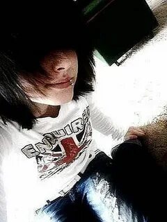 Emo boy ayesha