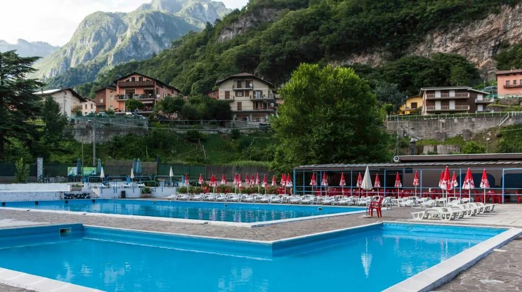 Санаторий машук железноводск. Итальянские термы в железноводске. Абано-терме италия. Машук акватерм бассейн. Санаторий машук акватерм железноводск.