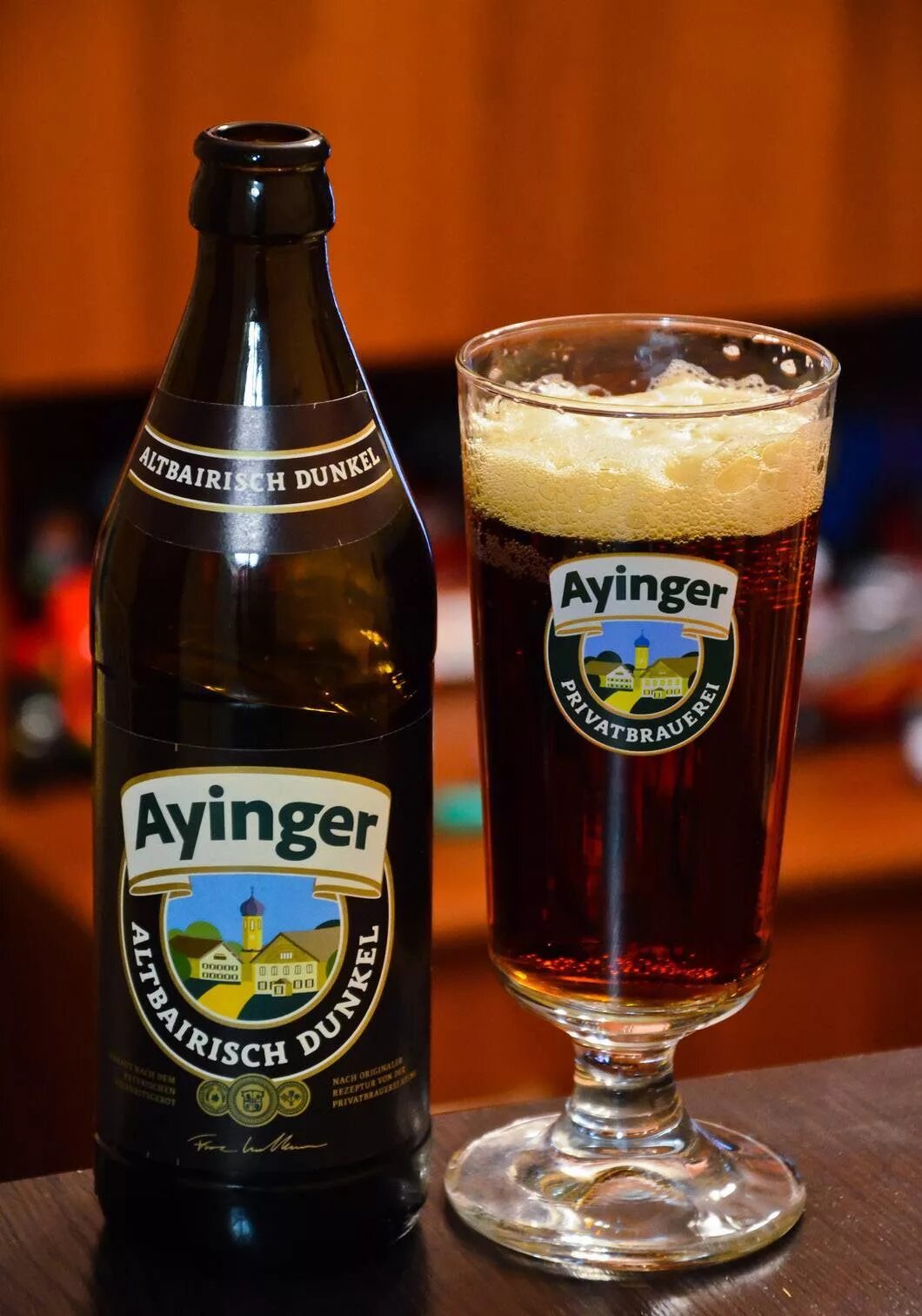 Пиво ayinger купить. Пиво Ayinger Lager. Айингер Альтбайриш. Айнгер Альтбайриш Дункель. Пиво Айингер Альтбайриш Дункель темное.