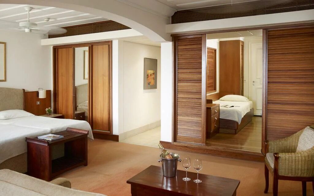 Family suite перевод