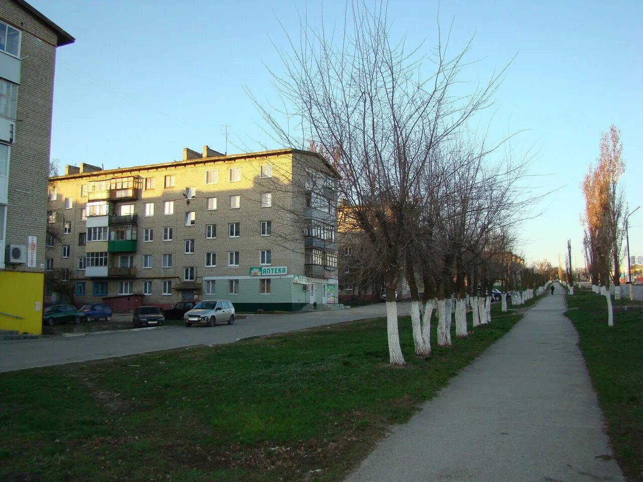 Город шиханы саратовская. Шиханы военный городок. Вольский район Шиханы. Шиханы 2. Город Шиханы Саратовская область.