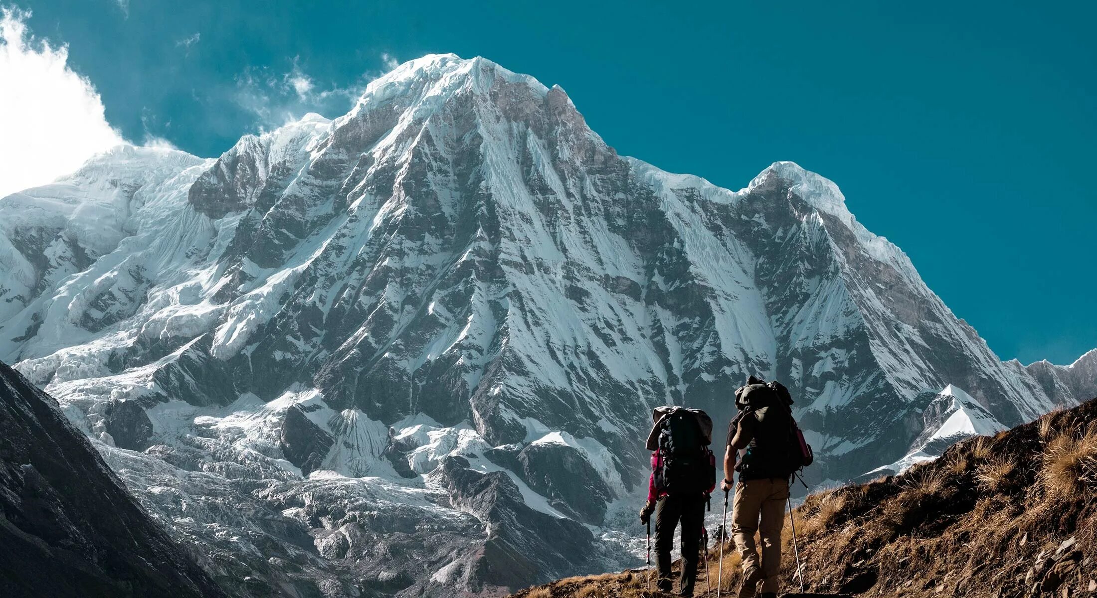 Вершина горы. Снежные горы. Гольцы горные вершины альпы. Снежные вершины. Эверест высокая гора.