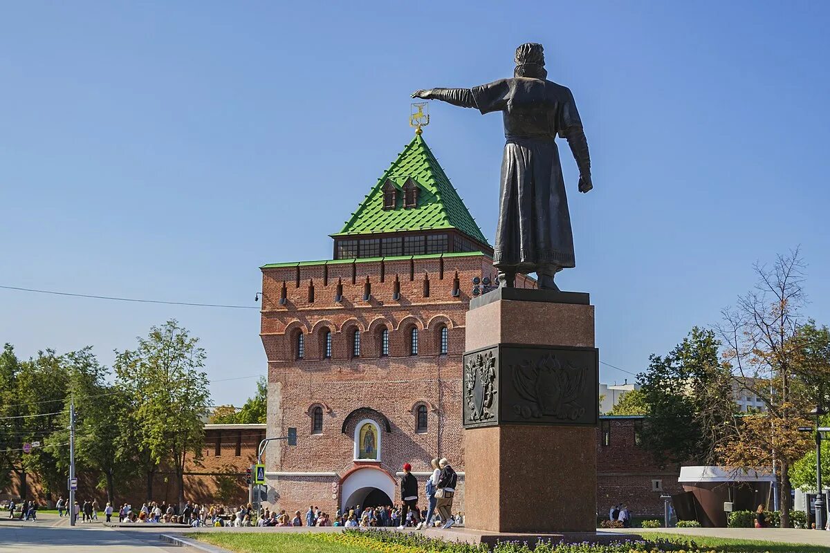 Площадь Минина и Пожарского. История главной площади Нижнего Новгорода НиНо Горо