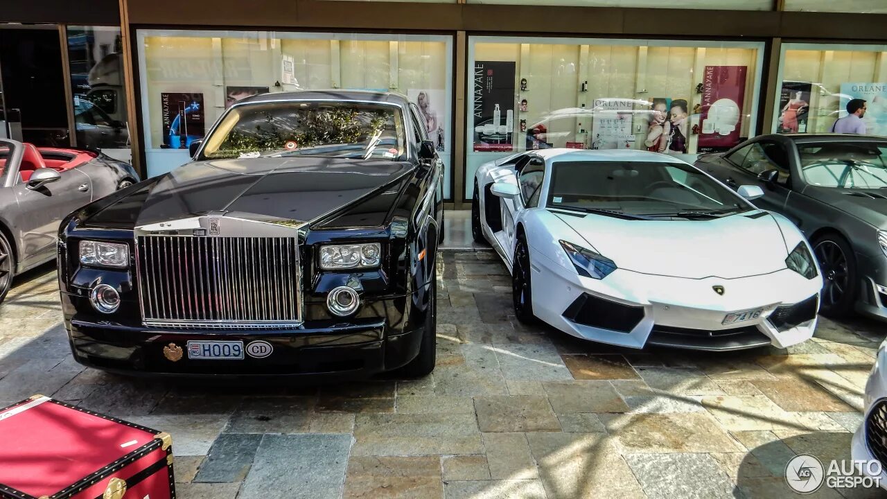 Ламборджини ройс ройс. Роллс ройс авентадор. Машины миллионеров. Rolls royce lamborghini. Rolls royce lamborghini.