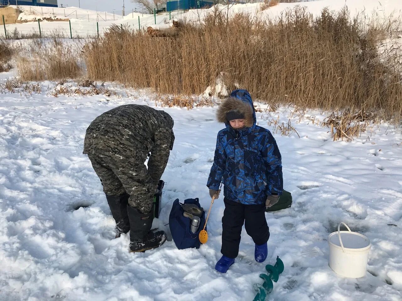 Рыбалка в оренбурге и оренбургской области. Рыбалка в Оренбургской области. Зимняя рыбалка в Оренбургской области. Рыбалка в Оренбурге. Рыбалка на реке Урал Оренбургская область.