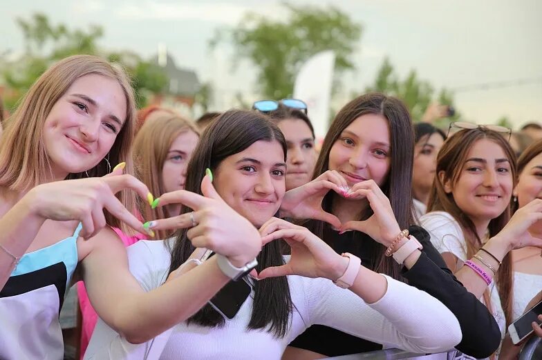 Когда празднуется день молодежи в 24 году. С днем молодежи. с праздником день молодежи.