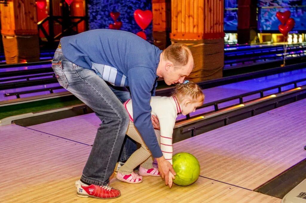 детский развлекательный центр в тц мадагаскар тольятти. изумрудный городок тольятти. гуляй центр. гуляй центр тольятти изумрудный город. изумрудный город тольятти детский центр.