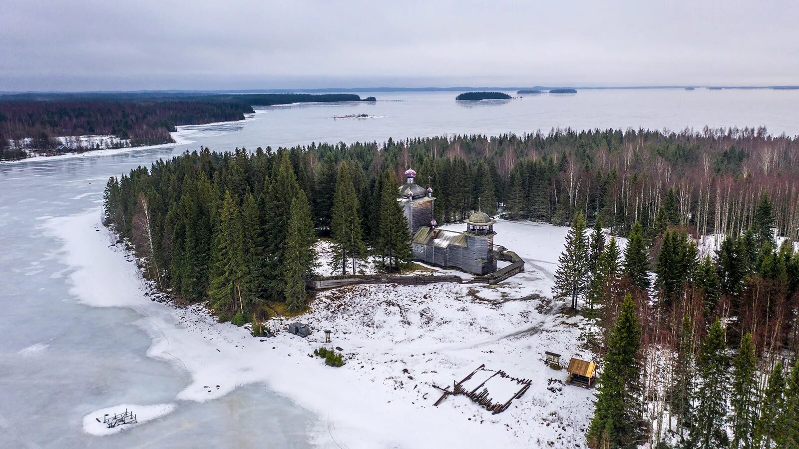 Водлозерская пустынь Карелия. Водлозерский национальный парк Карелия. Водлозеро Ильинская пустынь. Озеро Водлозеро Водлозерский парк. Водлозерский парк сайт