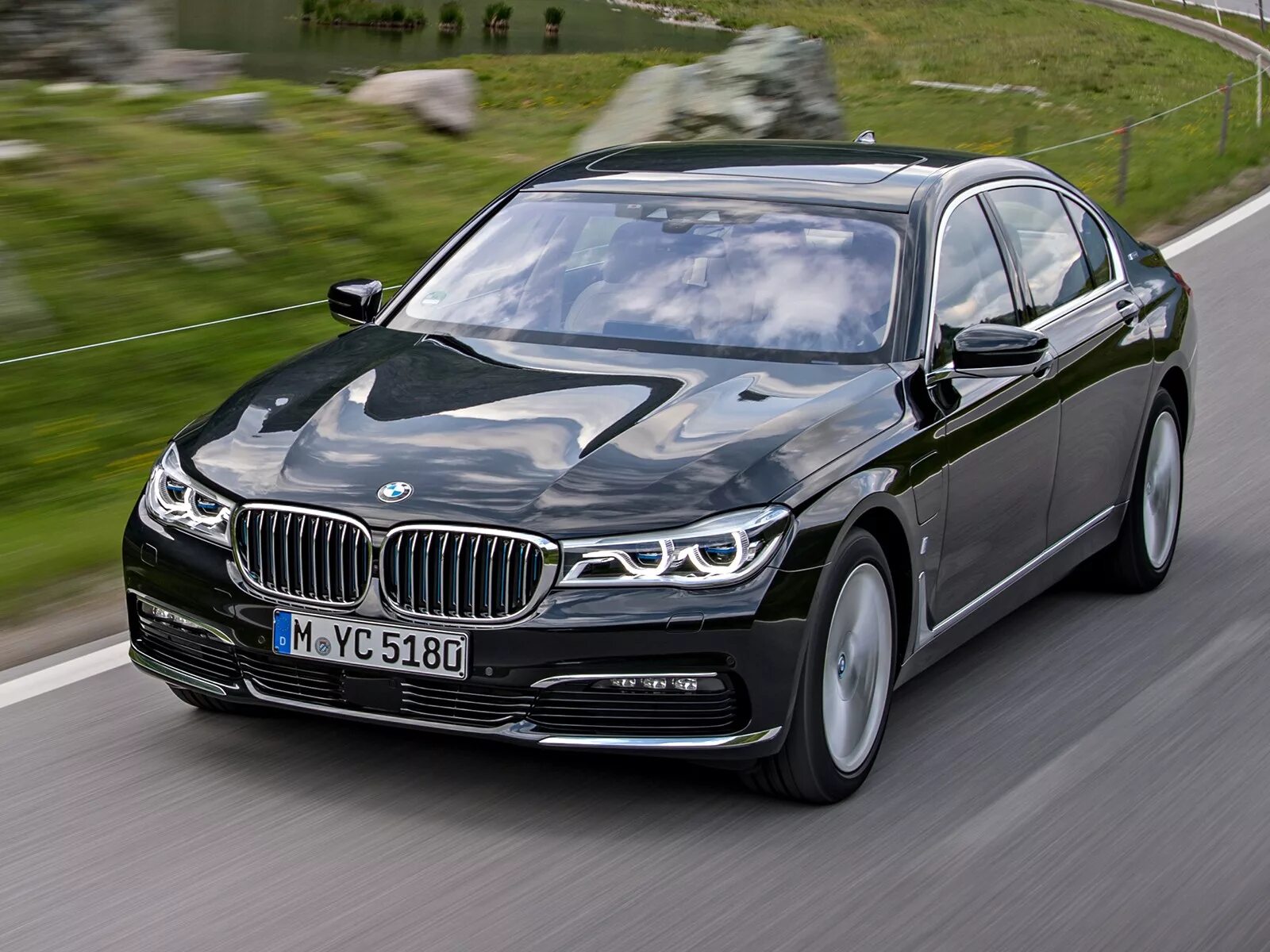 Bmw i8 coupe 2020. Bmw i8 2022. Bmw m4 gts. Bmw i8 2015. Сколько будет стоить бмв.