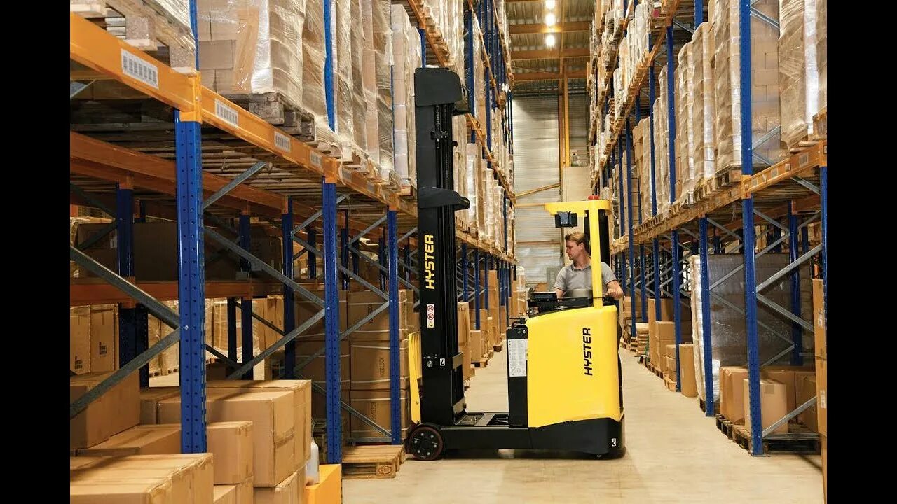 Техника используемая на складе. Штабелер ричтрак. Ричтрак г/п 2500 кг. Штабелер Hyster r 1.4. Штабелер высотник.