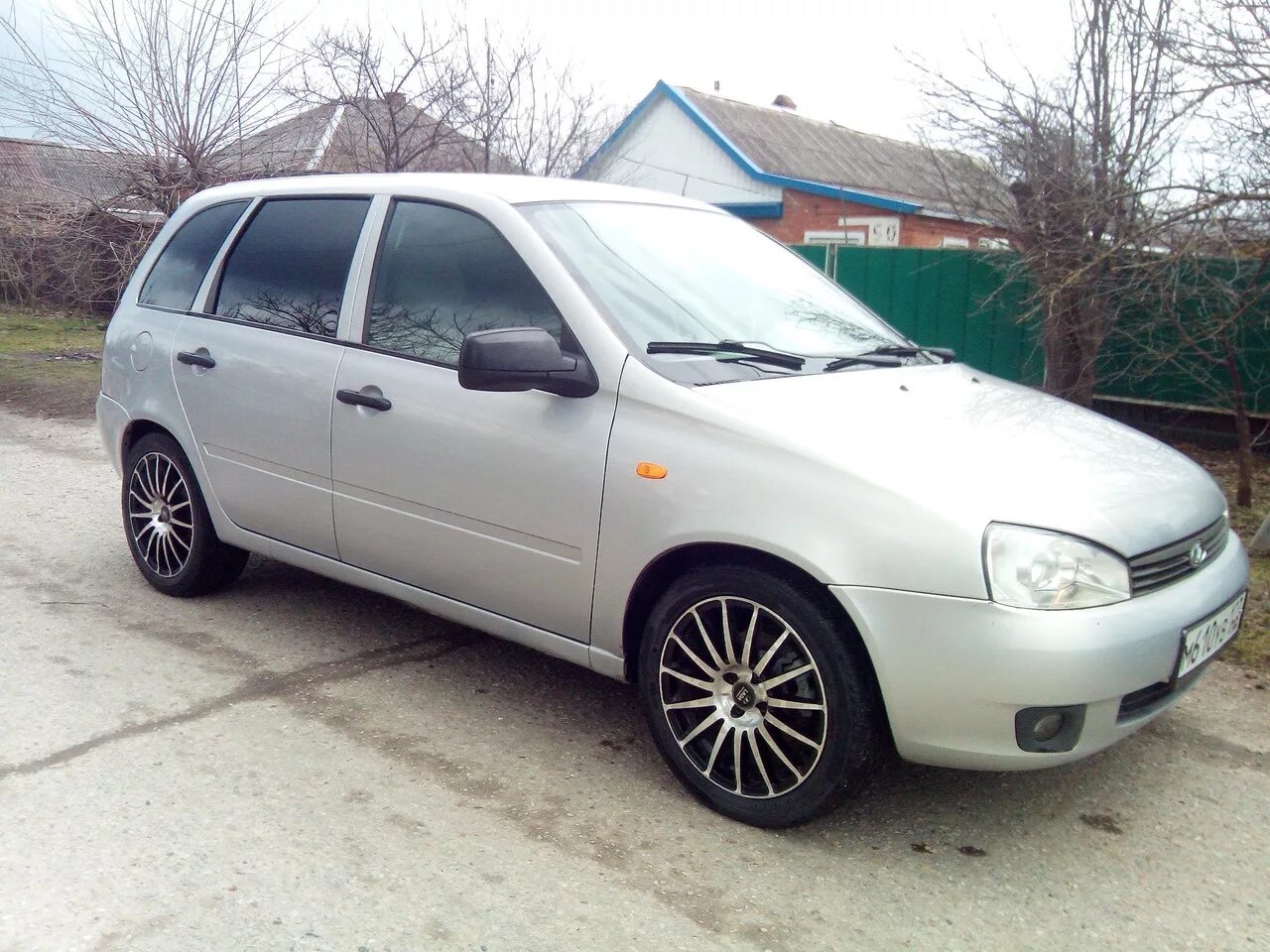 #4 Новенькие ТОРУСЫ R16 и резина DUNLOP - Lada Калина 2 хэтчбек, 1,6 л, 2014 год