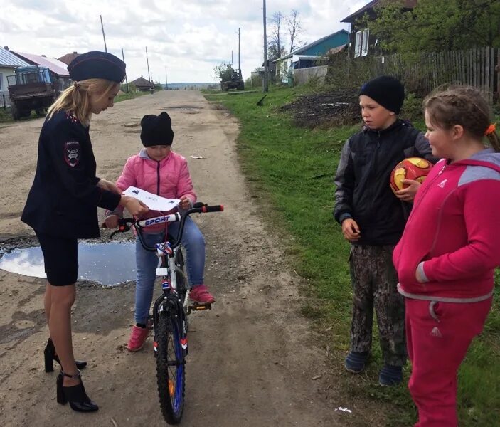 Подслушано чердынь барахолка в контакте. Чердынь ОМВД. Полиция Чердынь. Сотрудники полиции г. Чердынь. Начальник ГАИ Чердынь.