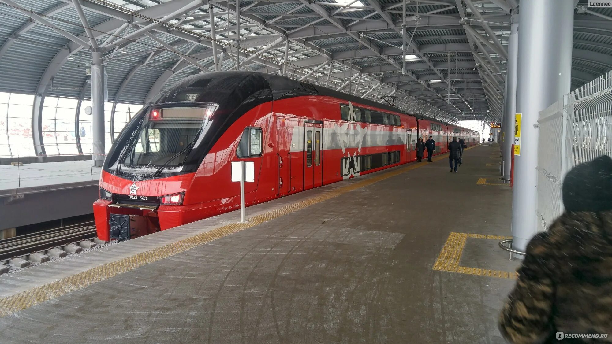 Аэроэкспресс бок. Аэроэкспресс домодедово метро павелецкая. Аэроэкспресс домодедово фото. Аэроэкспресс домодедово павелецкий вокзал. Электричка аэроэкспресс домодедово.