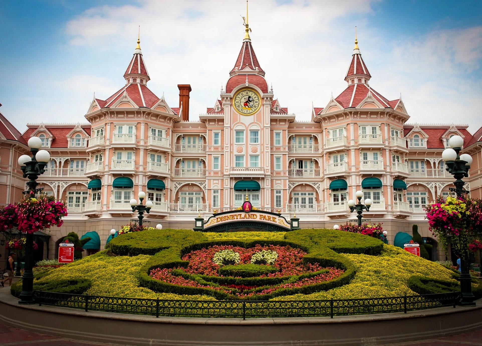 отель диснейленд парк в париже. Disney resort. отель диснейленд париж номера. Disney resort. отель диснейленд парк в париже.