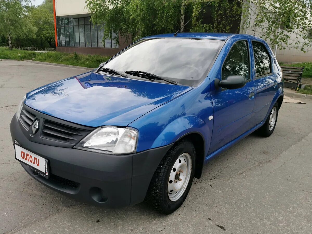 Рено логан купить бу в московской области. Renault Logan 1. Рено Логан 2003. Renault Logan 1.4 MPI. Рено Логан 10 года.