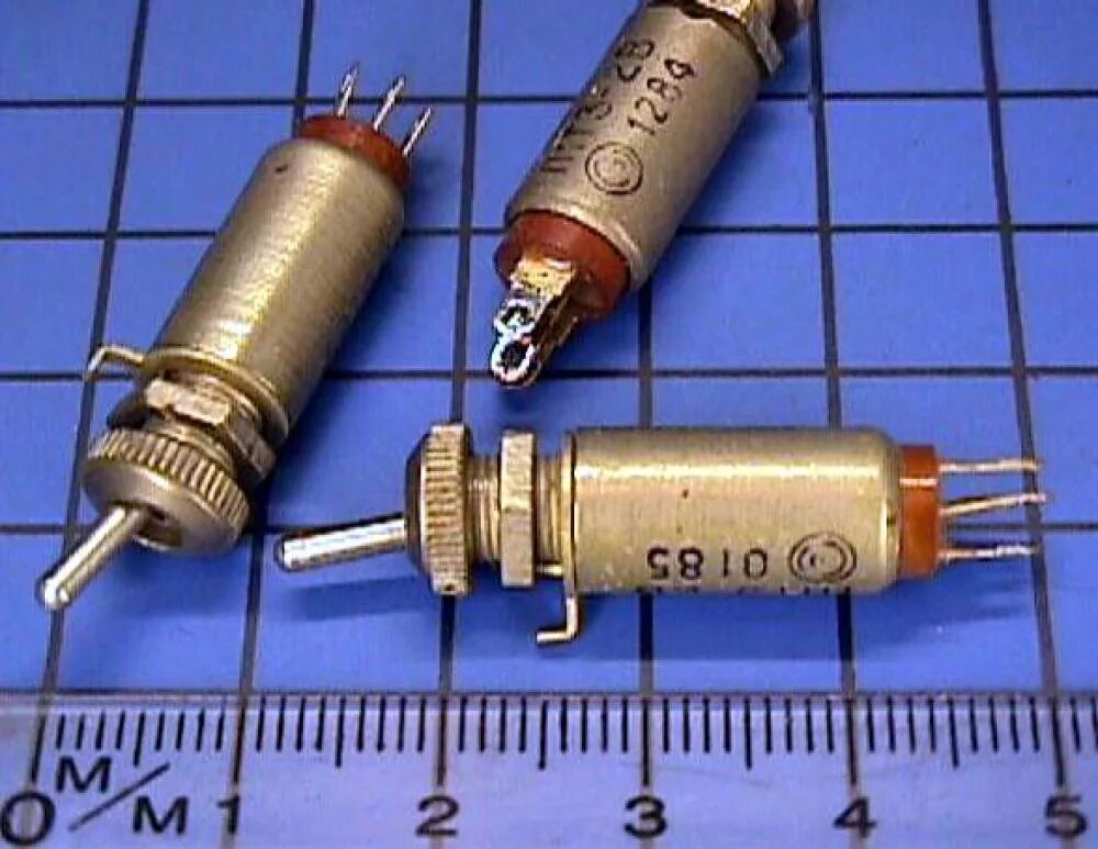 063 ту. 3 1. Тумблер п1т4-2в. Тумблер п1т3-1в характеристики. Бти п3.