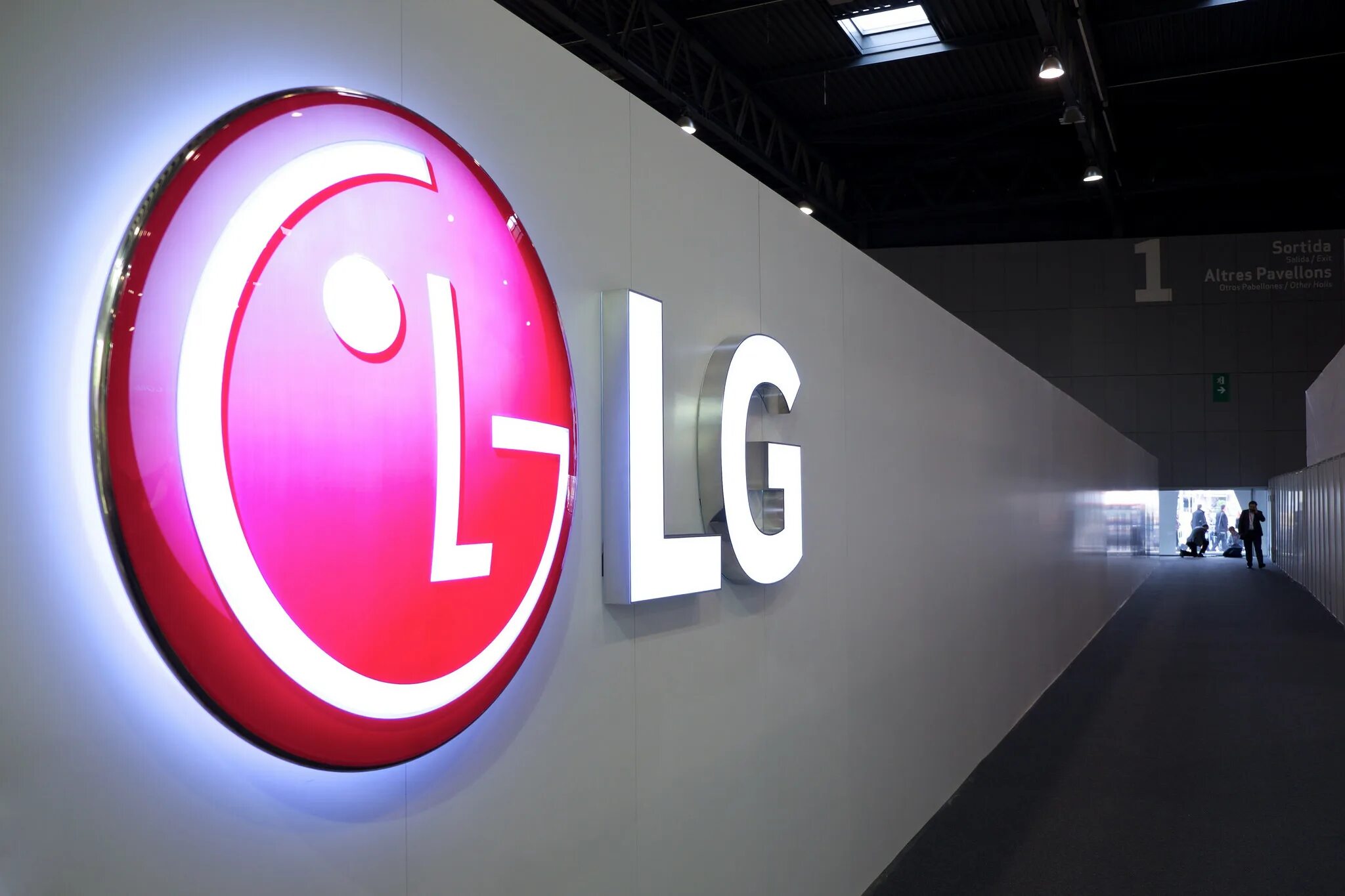 Lg logo 2022. Новый бренд lg. Lg 1997 logo. Красивый логотип lg. Lg electronics производители электроники южной кореи.