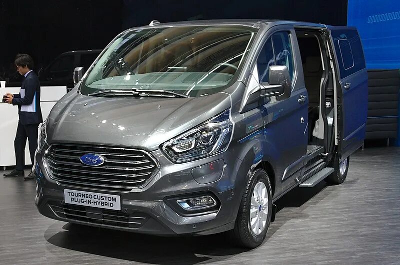 Ford tourneo custom 2019. Ford tourneo custom. Ford custom 2019. Форд турнео кастом 2019. Ford custom 2019.