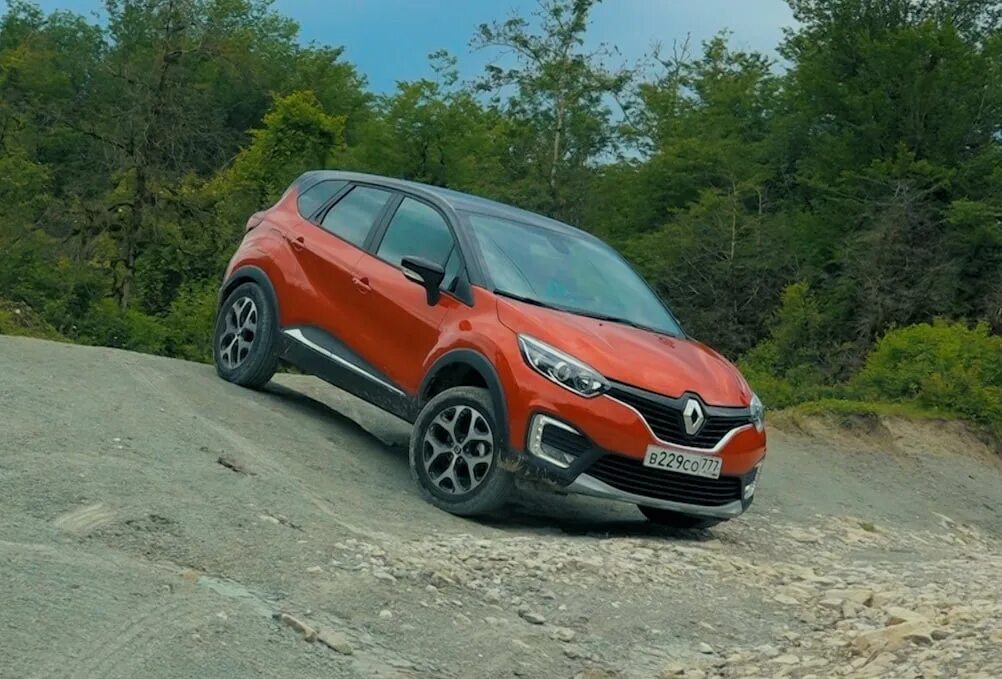 Рено каптур автомат полный привод. Renault Kaptur. Рено Каптур 2.0. Рено Каптур оффроад. Привод Рено Каптур.