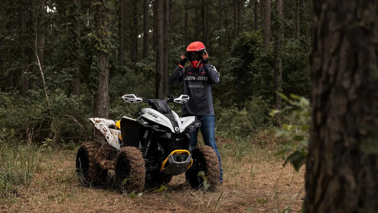 Xmr 1000 2025. Brp renegade 2025. brp renegade 1000 2025. квадроцикл брп ренегат 1000 xmr. квадроцикл brp outlander 1000 xmr.