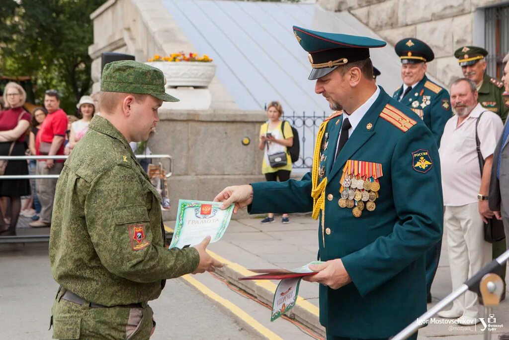 Сержанты военная кафедра. Офицеры военной кафедры УРФУ. Вручение погон УРФУ. Лейтенант Военная Кафедра. Военная Кафедра сержант.