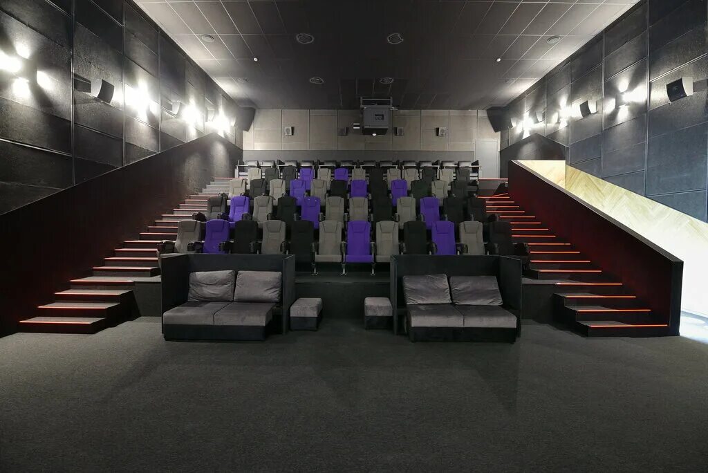 В Речице открылся первый кинотеатр SKYLINE Cinema. Узнали детали