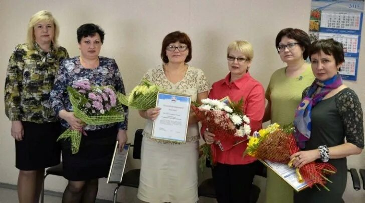 Пенсионный фонд мончегорск режим. Пенсионный фонд табличка. Пенсионный фонд мончегорск режим. График работы пенсионного фонда. Мончегорск на карте.