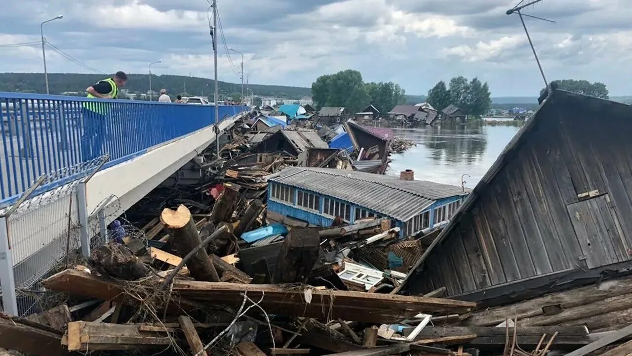 затопление местности. самые разрушительные наводнения в истории нашей страны. самые разрушительные наводнения в истории нашей страны. сообщение на тему крупные наводнения. разрушительное наводнение.