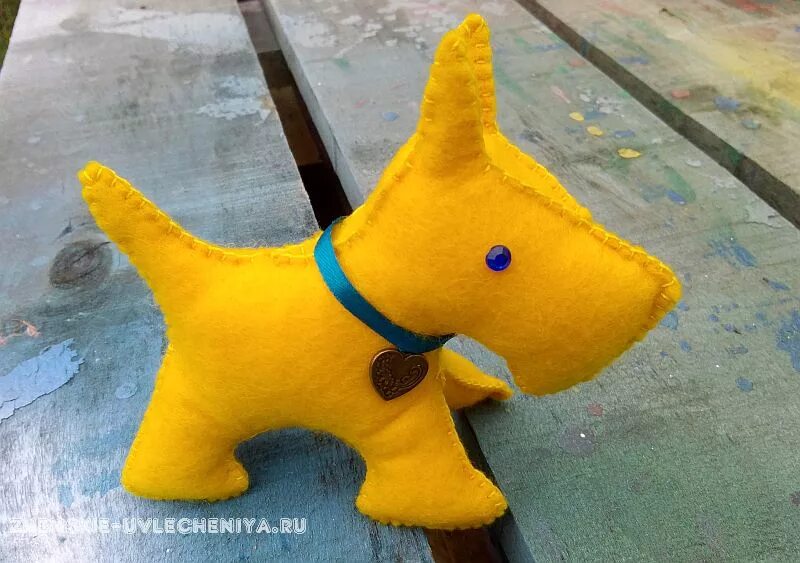 Как сделать игрушечную собака. Собака из фетра. игрушка из фетра &quot;собачка&quot;. мягкая игрушка собачка из фетра. сшить игрушку для собаки.