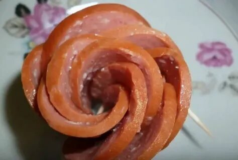 Розочка из колбасы