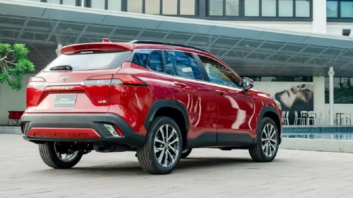 Toyota Cross 2021. Toyota Corolla Cross 2021. Тойота Королла кросс 2021. Toyota Corolla 2021 кросс.