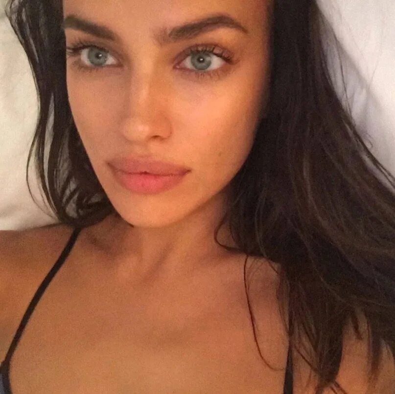 5,921 Likes, 46 Comments Irina Shayk (@1irinashayk) on Instagram: "Mornin guys