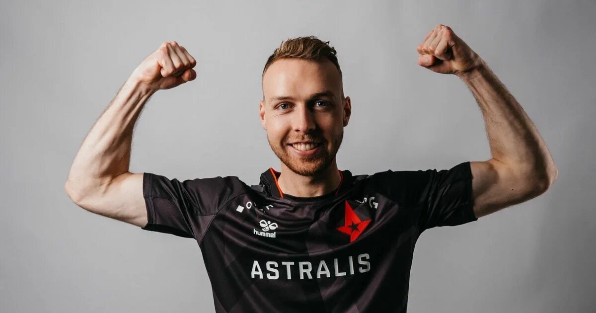 Gla1ve cs go. Лукас gla1ve россандер. глейв астралис. игрок gla1ve.