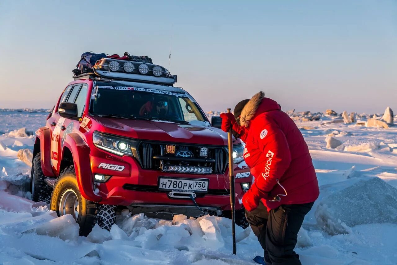 Toyota Hilux для экспедиций. Тойота Хайлюкс 2020. Экспедиция в Арктику на Тойота Хайлюкс. Экспедиция на полюс холода Этнотур в Якутию. Экспедиции новый год