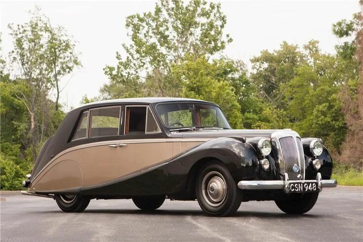 I like car. Даймлер 1930. Даймлер 3709d. Daimler Landaulette. Daimler Empress Hooper.