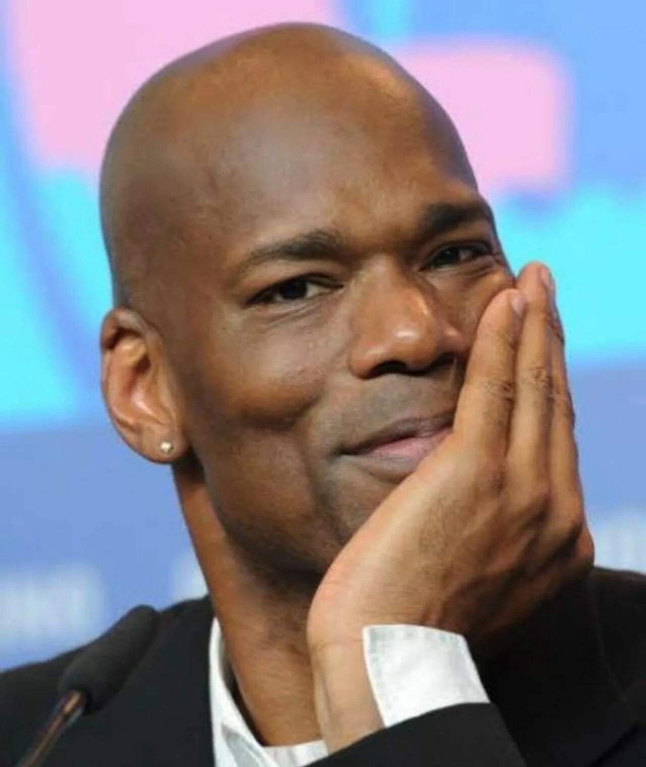 Повелитель зверей 1999. Кристофер кирби личная жизнь. Железное небо белый негр. Кристофер кирби матрица. Кристофер кирби матрица.