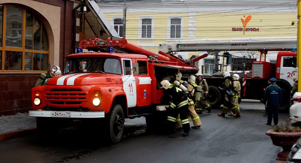 Выезд пожарного автомобиля