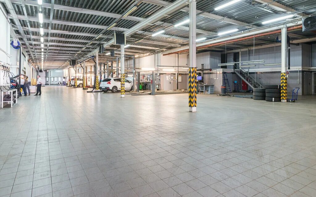 г. 2. 1. ул добролюбова 2 стр 1. новопетровский проезд 33 автосалон на войковской.