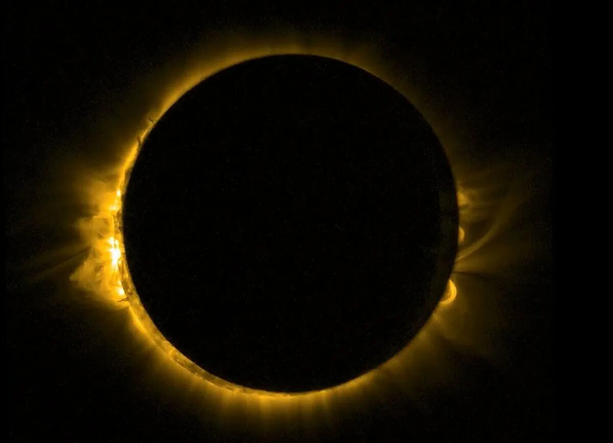 Кольцеобразное солнечное затмение. Eclipse Solar затмение. Солнечное затмение Солнечная корона. Солнечное затмение 2021.