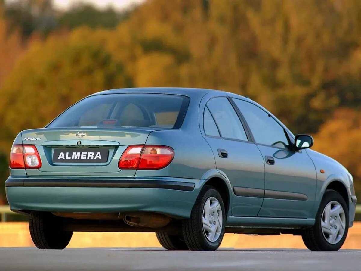 Ниссан альмера поколения. Nissan Almera n16. Nissan Almera 2000. Nissan Almera II n16 седан. Nissan Almera II (n16).