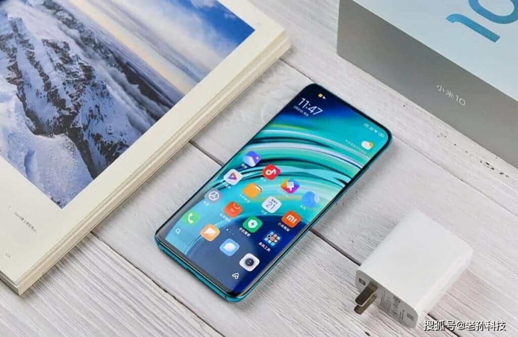 Смартфон redmi 10 обзор. Redmi k50 фото. xiaomi redmi 12. беспроводная зарядка для ксяоми редми 4 х. сяоми ми микс 3 зарядка.