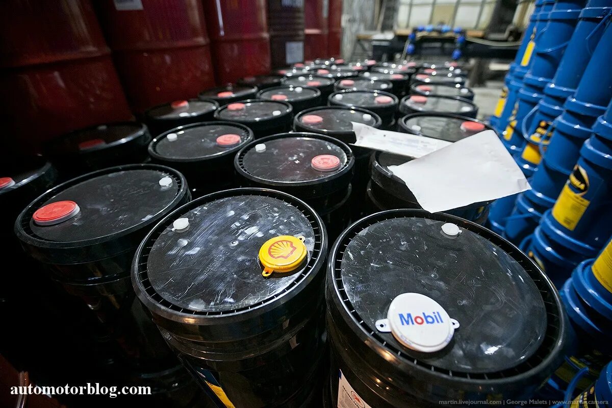 масла и смазки сургут магазин. магазин смазочных материалов. череповец магазин геосток. смазочные материалы череповец. центр смазочных материалов череповец.