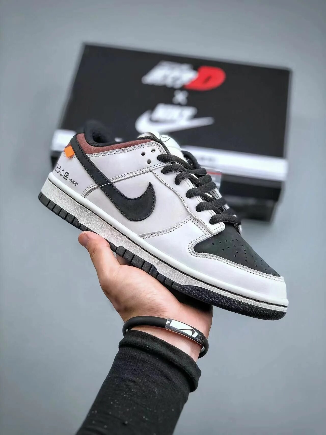 Nike toyota ae. Nike toyota ae. Nike sb dunk low initial d ae86. Nike toyota ae. Nike dunk initial d ae86.