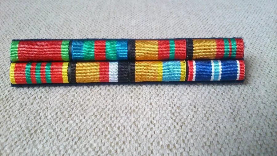Планка 10 лет выслуги мо рф. Орденские планки колодки орденские планки колодки. Орденская планка и орденская колодка. Орденские планки мчс. Планки на форму.