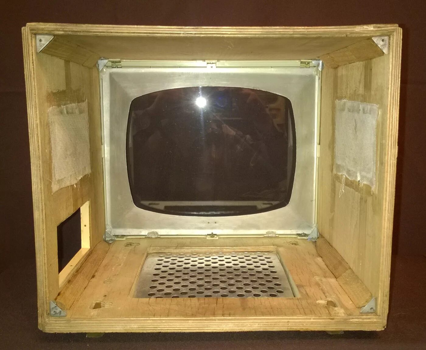 Б волхов. Телевизор вечер 1965. Волхов б. Телевизор волхов 2. Сбербанк волхов.