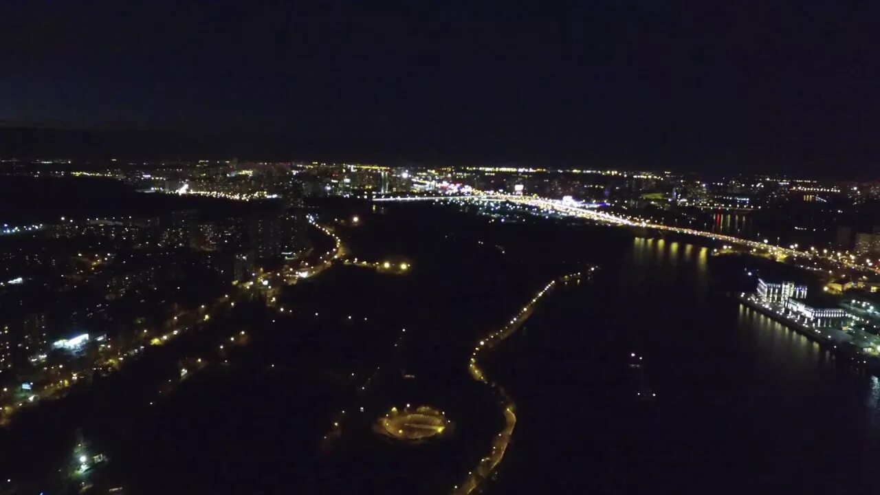 Каналу ночи видео. Химкинское водохранилище парк. Парк Северное Тушино ночью. Тушинский парк ночью. Братеевский парк ночью.