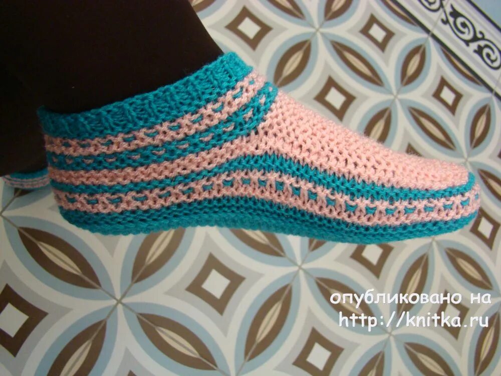 Вязальщицы алтая следки. Тапочки следочки татьяны мертоглу. Следки марины курцевой. Тапочки тунисским татьяны мертоглу. Тапочки следочки татьяны мертоглу.