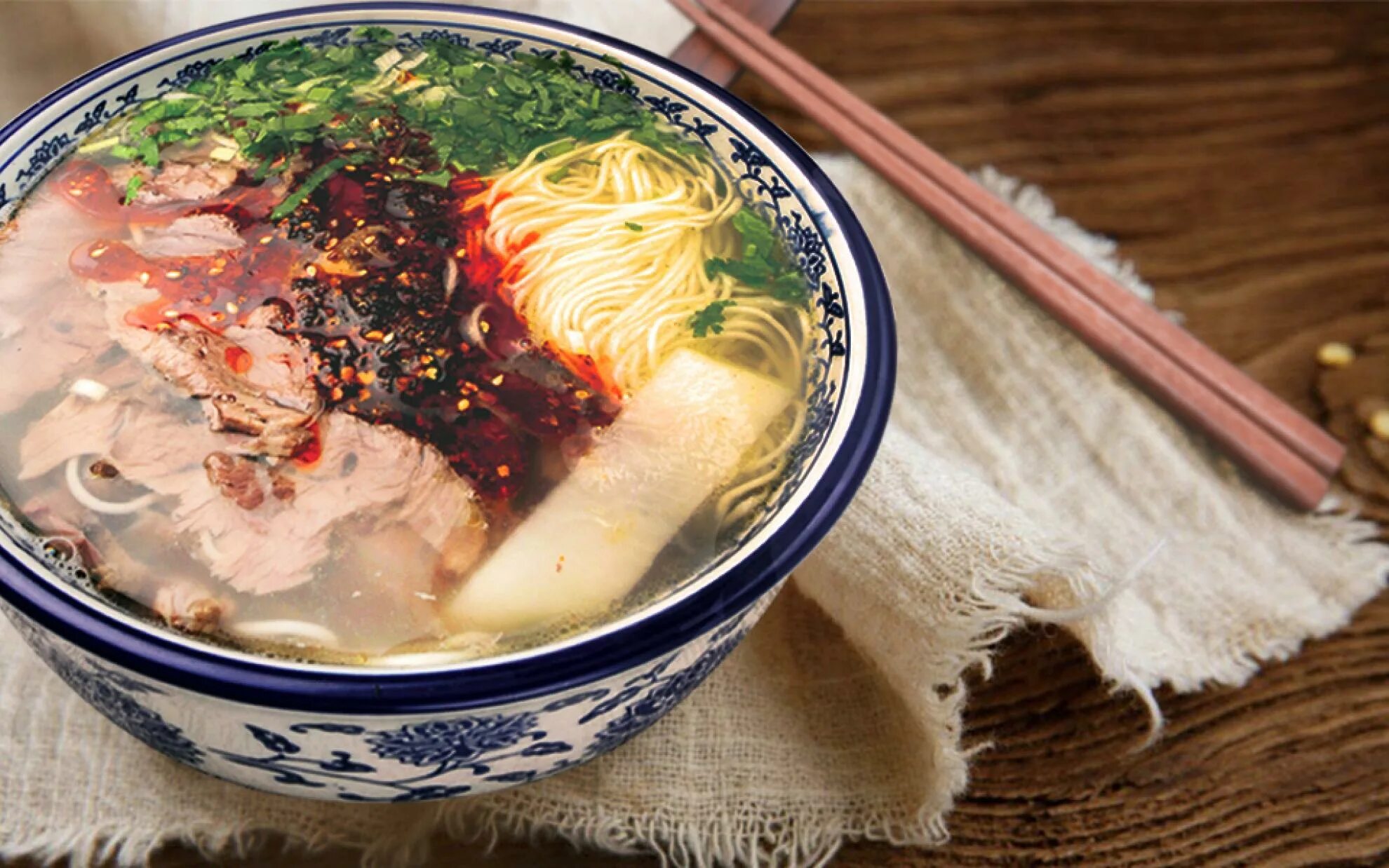 Рамен ресторанный. Токийский рамен. Комплексные обеды с том ям. Лапша по ланчжоуски. Ланьчжоу ламянь.